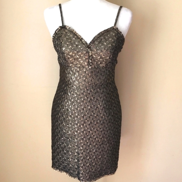 FINAL SALE 🆕🌿 Romeo AND JULIET COUTURE DRESS🌿 - Picture 2 of 5